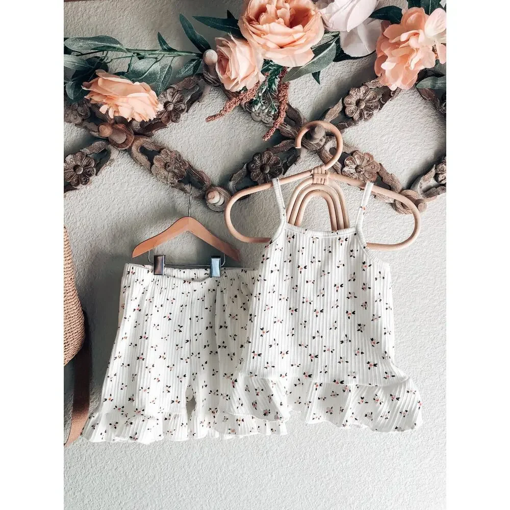 New Darling 2pc Floral Frill Peplum + Shorts Set 3T/4T